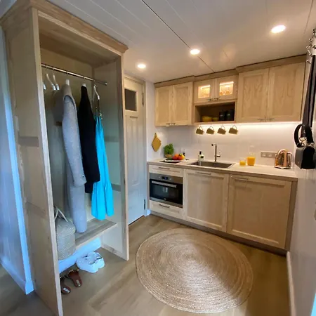 Paadikuur Spitham * Poosaspea